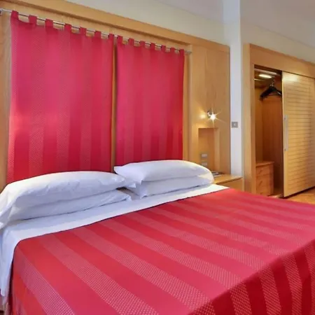 Abner's Hotel 4*